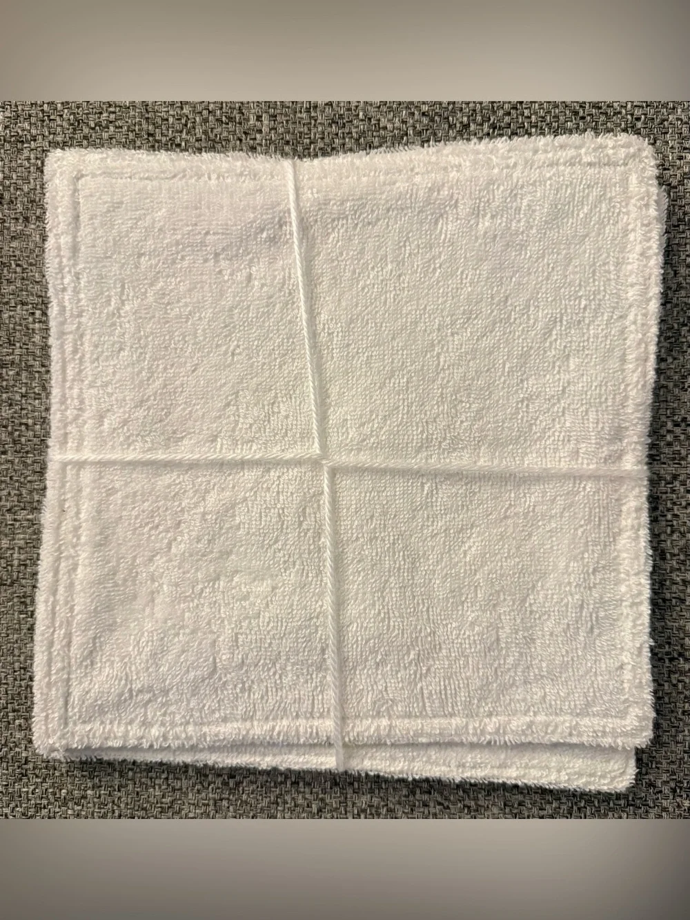 NEW Set of 3 hand-sewn Baby Giraffe Print/Polka Dot Washcloths